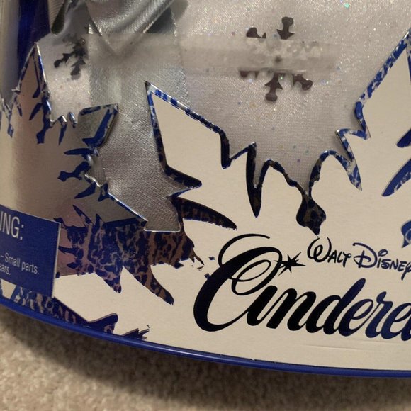 Mattel - Holiday Princess Barbie Doll - Walt Disney’s Cinderella 1996 - Picture 3 of 10